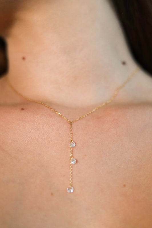 Collar Y triple brillo
