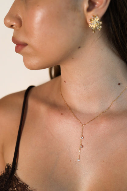 Collar Y triple brillo