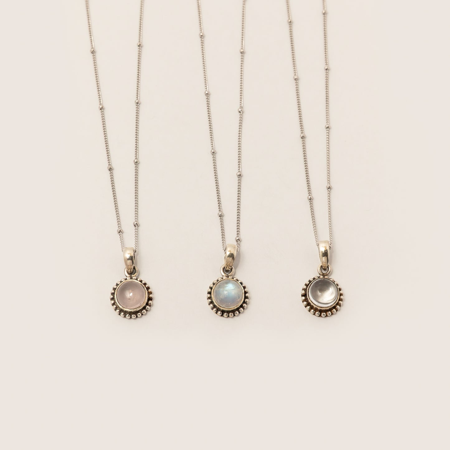 Collar Lelu Cuarzo Rosa