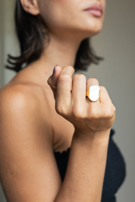 Anillo Maximalista Nacar - White
